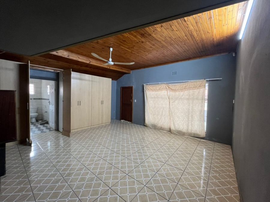 4 Bedroom Property for Sale in Stilfontein Ext 4 North West